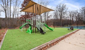 6169 WINDHAM HILL Run, Alexandria, VA 22315