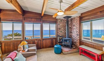1440 Navarro Bluff Rd, Albion, CA 95410