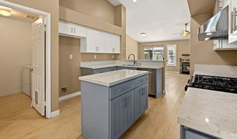 250 Del Mesa Ct, Oceanside, CA 92058