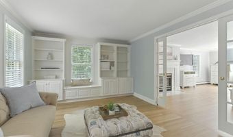 68 Perry Rd, Bedford, NH 03110