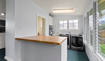 45-313 Nakuluai St, Kaneohe, HI 96744