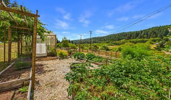 10730 W End Rd, Arcata, CA 95521