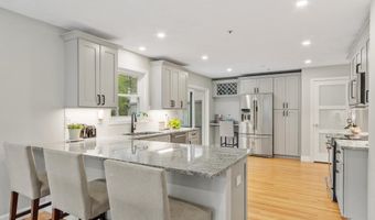 20 Lamplight Dr 29, Atkinson, NH 03811