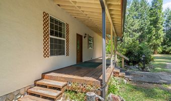 273 FAWN Ln, Azalea, OR 97410