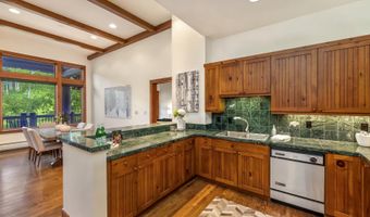 206 Bear Paw A12, Avon, CO 81620