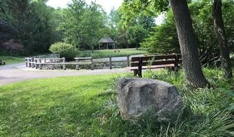 926 Dogwood Meadows Dr SE 45, Ada, MI 49301