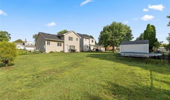1215 7th Ave SE, Altoona, IA 50009