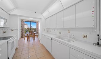 19707 Turnberry Way 6K, Aventura, FL 33180