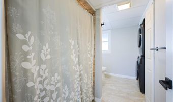 31 Salina Ave, Johnston, RI 02919