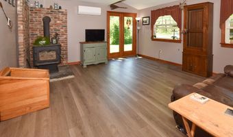 4 Bingham Rd, Canterbury, CT 06331