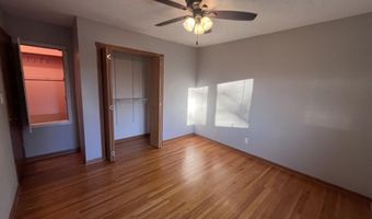 1539 Royal Rd, Aberdeen, SD 57401