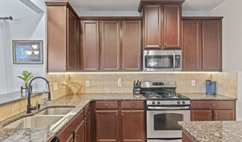 544 Shoreline Blvd, Boiling Springs, SC 29316