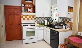 225 King St, Baldwin City, KS 66006