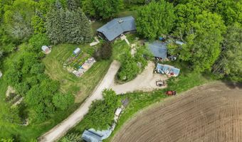 6372 Wildlife Rd, Allenton, WI 53002