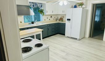 213 Campbell St, Abingdon, VA 24210