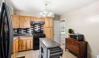 121 DOBBS Ave, Bellmawr, NJ 08031