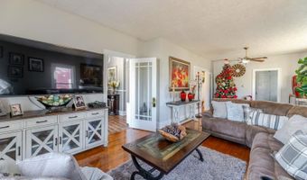 703 13th St, Auburn, NE 68305