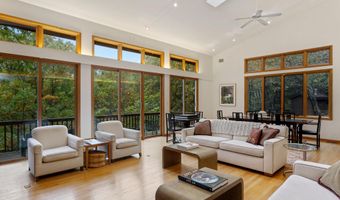 107 S Merrivale Ave, Beverly Shores, IN 46301