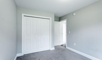 1 Estes Dr, Standish, ME 04085