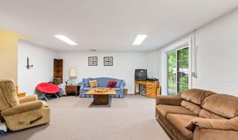 95 Cherokee Ave, Andrews, NC 28901