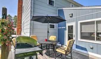 56 King Philip Rd, Narragansett, RI 02882