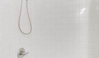 4418 PEMBROOK VILLAGE Dr 121, Alexandria, VA 22309
