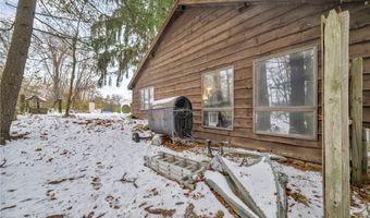 428 Canova Dr, Akron, OH 44319