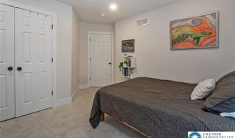 2955 Ithaca St, Allentown, PA 18103