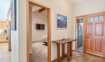 17295 Azusa Rd, Bend, OR 97707