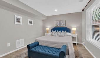 21178 WILDFLOWER Sq, Ashburn, VA 20147