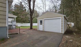 14 Harris St, Berlin, CT 06037
