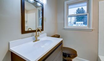 179 Steadwell Rd, Amsterdam, NY 12010