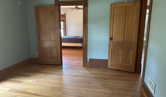 911 Pine St, Atlantic, IA 50022