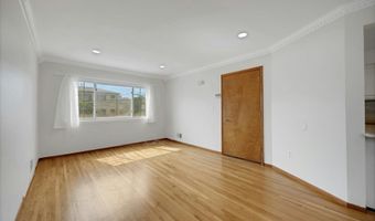 149 HOBART Ave, Bayonne, NJ 07002