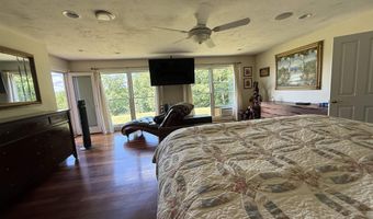 392 Sicard Rd, Brookfield, VT 05036