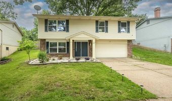 508 Arborwood Dr, Ballwin, MO 63021