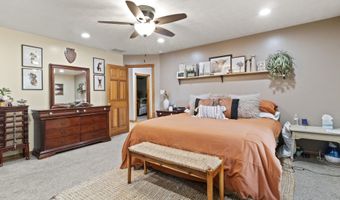 1135 Crystal Ct, Avon, IN 46123