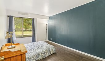 1405 E Central Rd 122C, Arlington Heights, IL 60005