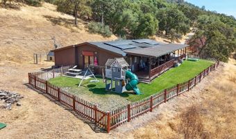 1560 Pinto Dr, Angels Camp, CA 95222