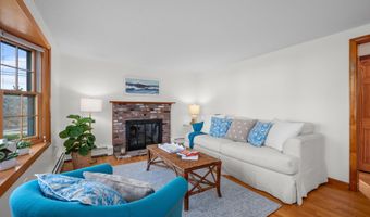 7 George St, Barnstable, MA 02630