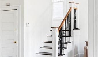 679 Lawton St SW, Atlanta, GA 30310