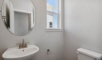 3374 N Irvington St, Aurora, CO 80019