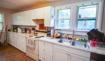 2623 Powhattan St, Alton, IL 62002