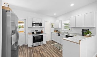 3201 Edgewood Ave, Alton, IL 62002