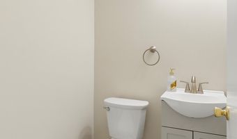 1548 Longboat Ave, Beachwood, NJ 08722