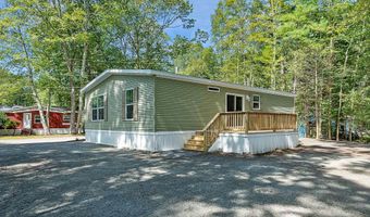 3 Alison Cir, Hampton, NH 03842