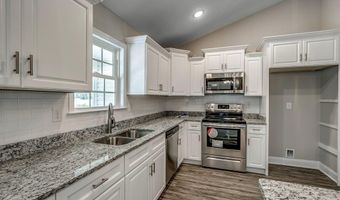 3581 Valley Forge Rd, Aynor, SC 29511