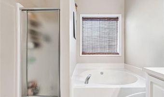 5703 Newnan Cir, Austell, GA 30106