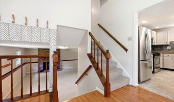 9 THREE WILLOWS Ct, Baltimore, MD 21228
