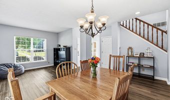 414 Winterwood Dr, Avon, IN 46123